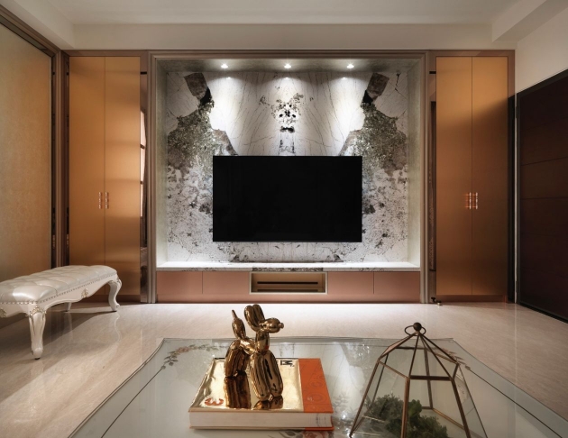 <h8>相遇奢石</h8>化浪漫為真實，以石材串連空間篇章